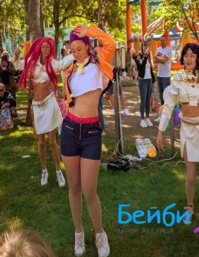 K-pop тематично парти с танци и аниматори